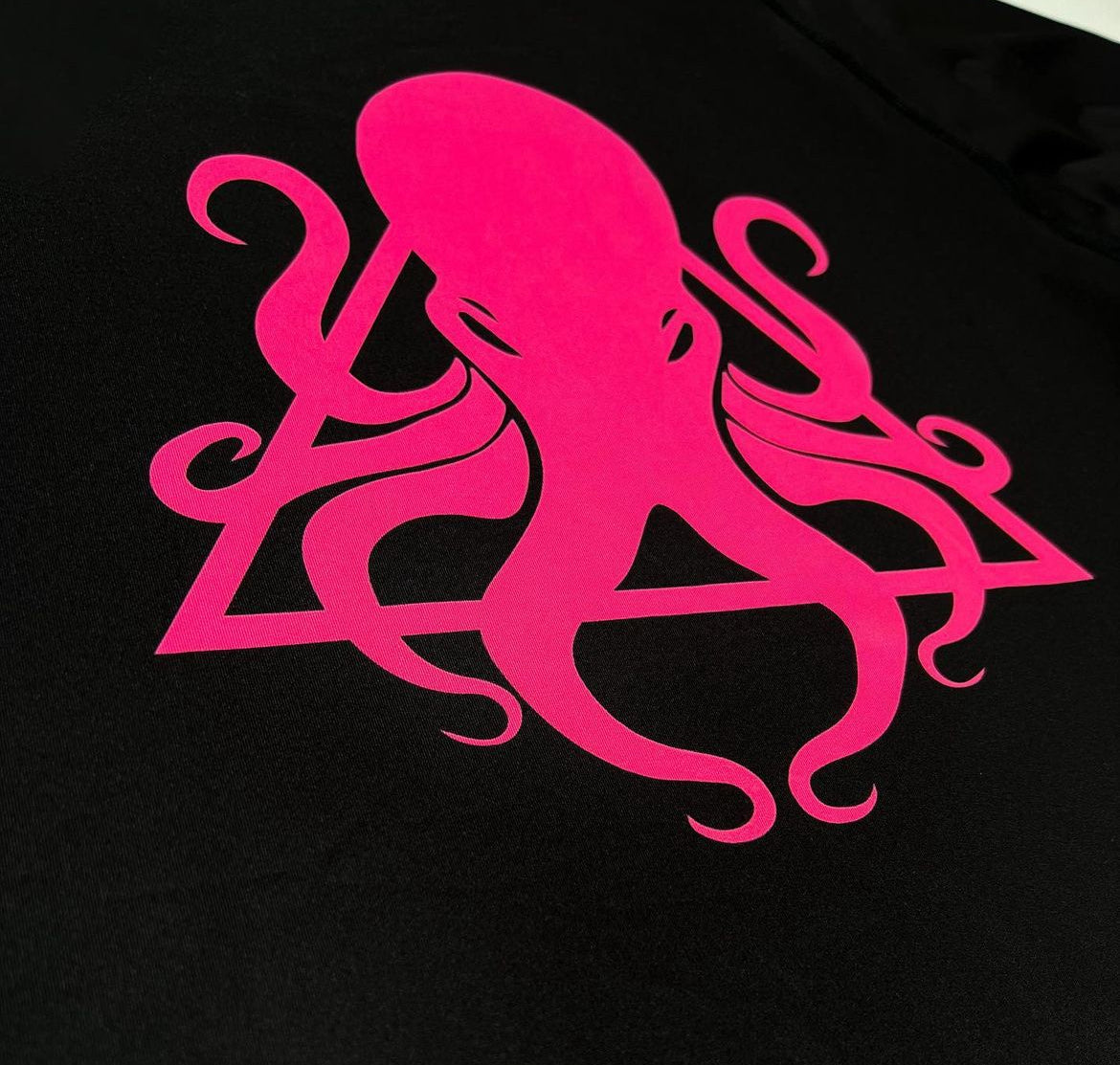 PINK OCTOPUS SHORT SLEEVE RASH GUARD